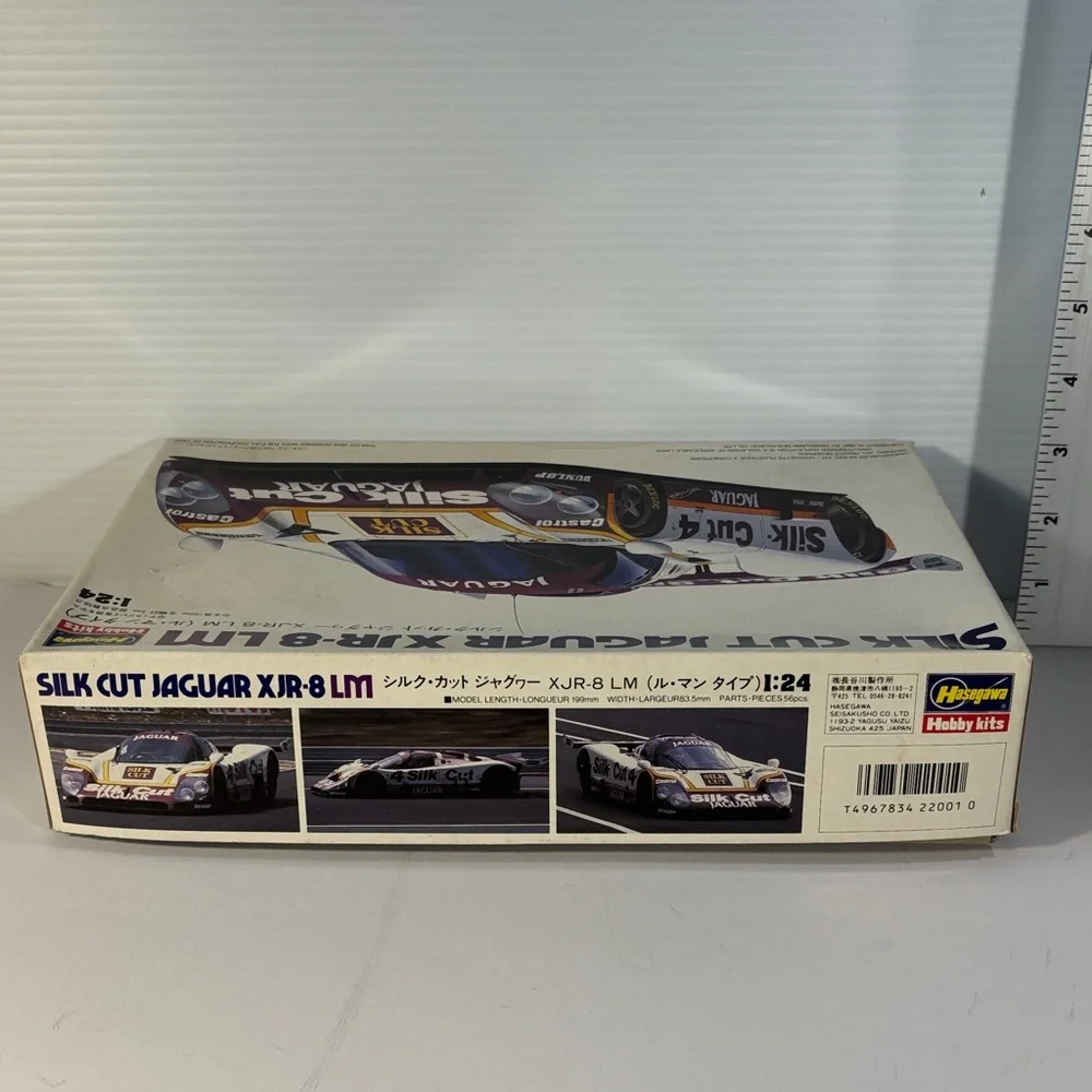 Vintage Hasegawa Silk Cut Jaguar XJR-8 LM Model Kit - Picture 4 of 7